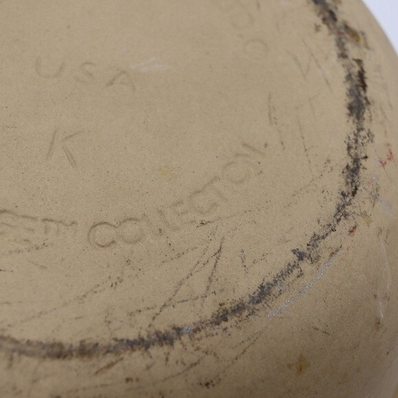 Pampered Chef Family Heritage 13" Stoneware Baking Serving Bowl - Picture 5 of 13